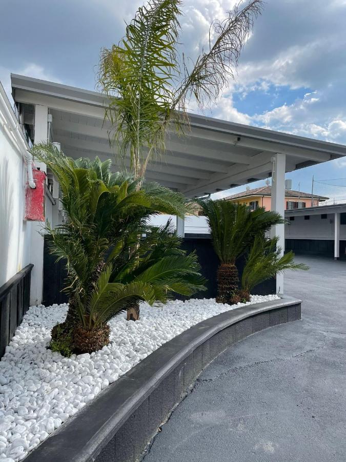 Hotel Cristian Giugliano In Campania Zewnętrze zdjęcie