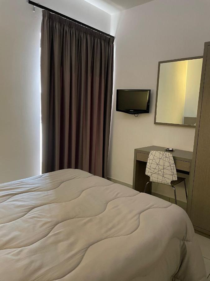 Hotel Cristian Giugliano In Campania Zewnętrze zdjęcie